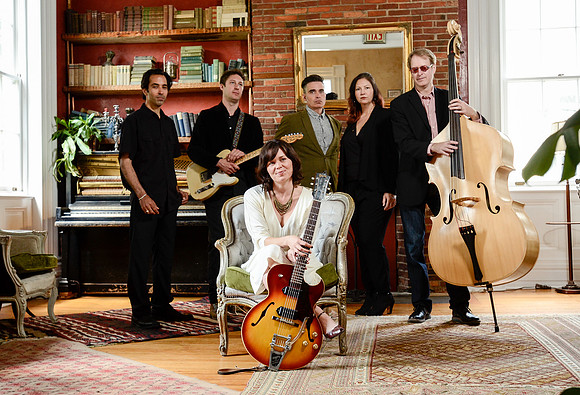Bronwen Exter Band