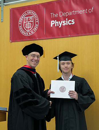 Cornell_Physics_Undergraduate_Commencement_2025_030