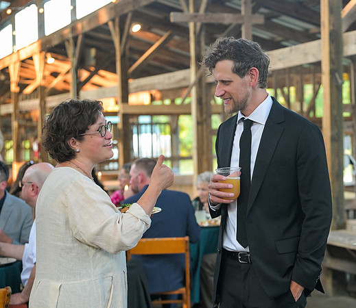 Johansen_Foito_Wedding_Celebration_006