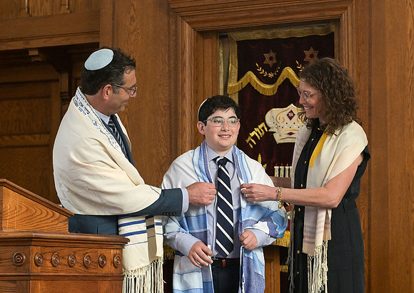 Isaac_Greene_Bar_Mitzvah_Portraits_024
