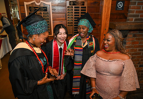 Global_Development_Graduation_Reception_017