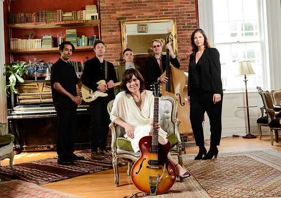 Bronwen Exter Band