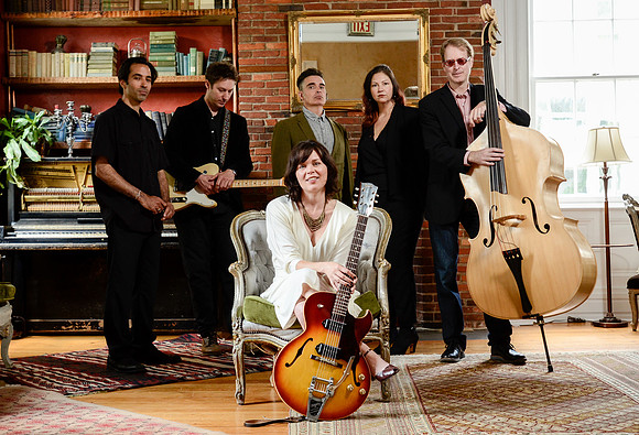 Bronwen Exter Band