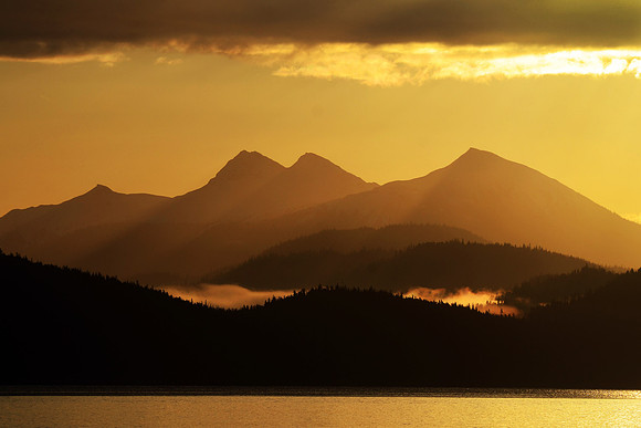 MountainSunrise01