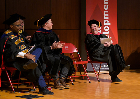 Global_Development_Graduation_2025_024