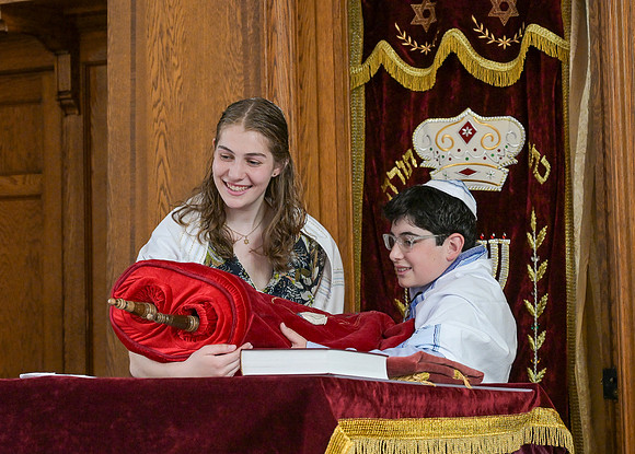 Isaac_Greene_Bar_Mitzvah_Portraits_053