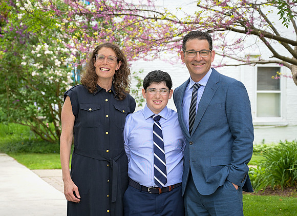 Isaac_Greene_Bar_Mitzvah_Portraits_016