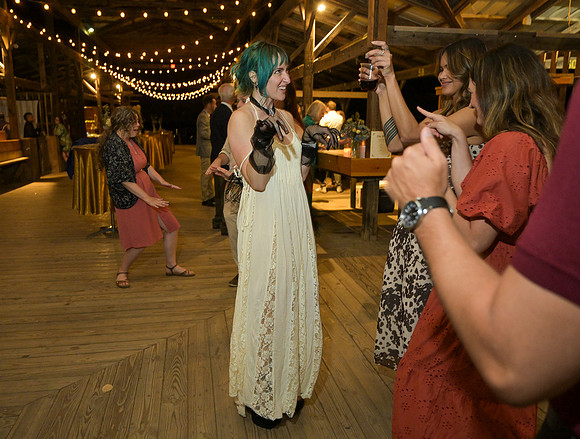 Johansen_Foito_Wedding_Celebration_163