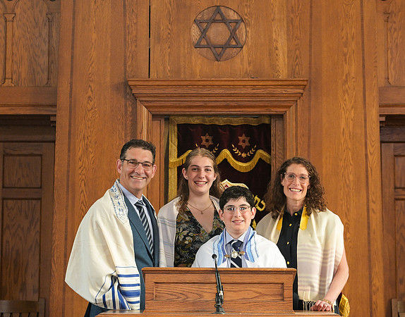 Isaac_Greene_Bar_Mitzvah_Portraits_042