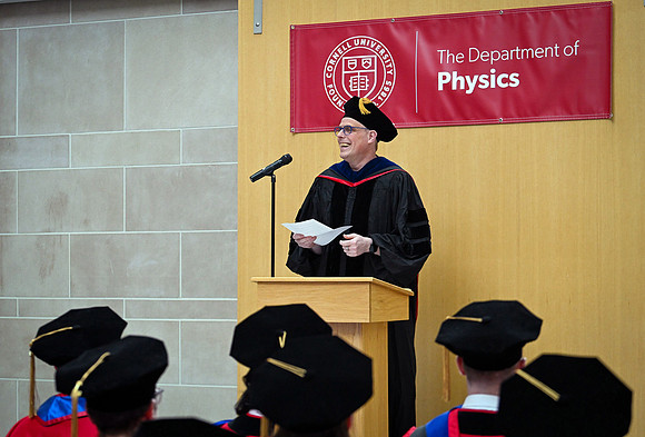 Cornell_Physics_PhD_Commencement_2026_028