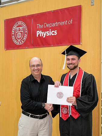 Cornell_Physics_Commencement_2026_049