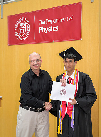Cornell_Physics_Commencement_2026_058