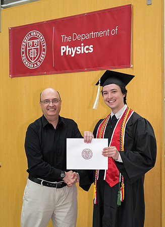 Cornell_Physics_Commencement_2026_066