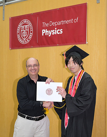 Cornell_Physics_Commencement_2026_076