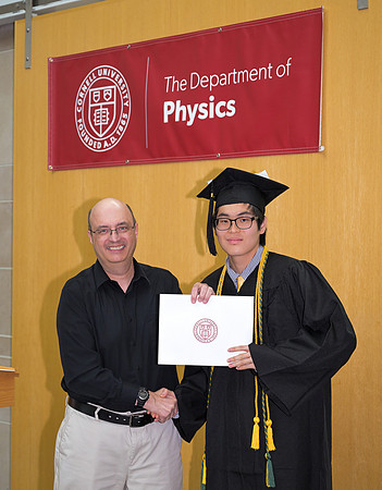 Cornell_Physics_Commencement_2026_075
