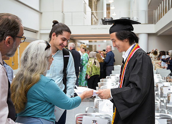 Cornell_Physics_Commencement_2026_079