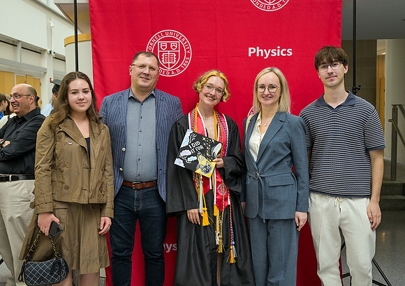 Cornell_Physics_Commencement_2026_087