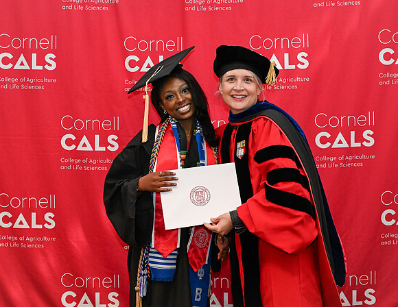 Cornell_IDS_Commencement_2026__035