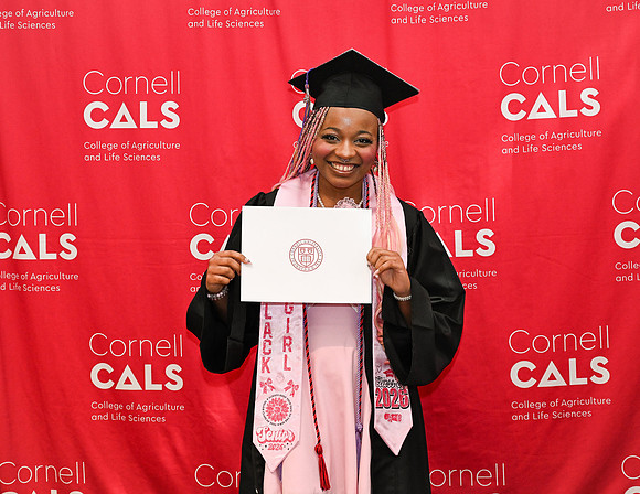 Cornell_IDS_Commencement_2026__038