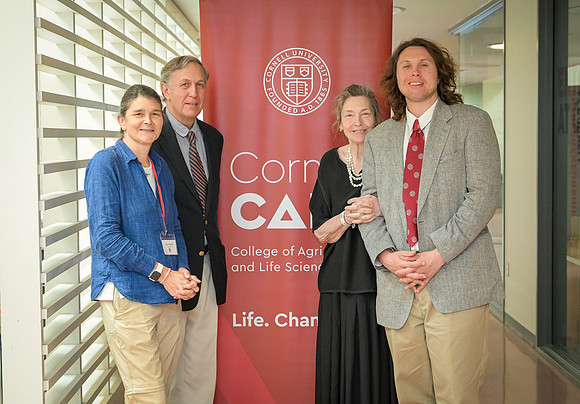 Cornell_IDS_Commencement_2024_135