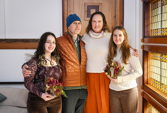 Bakos_Ozolins_022