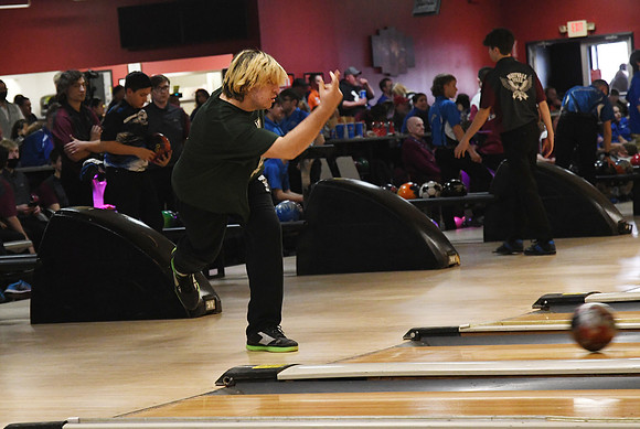 Bowling01