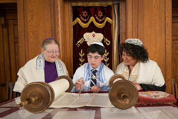 Isaac_Greene_Bar_Mitzvah_Portraits_057