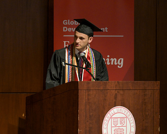 Global_Dev_Graduation_Ceremony_2024_010