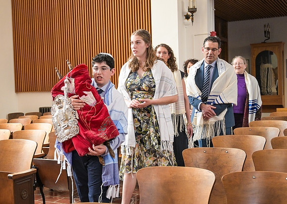 Isaac_Greene_Bar_Mitzvah_Portraits_089