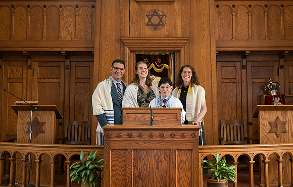 Isaac_Greene_Bar_Mitzvah_Portraits_047