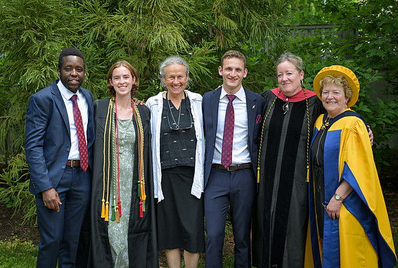 Global_Dev_Grad_Reception_2024_046