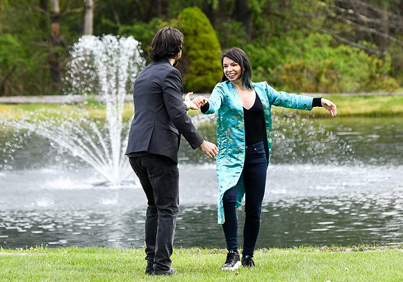 Hejna_Atuk_Engagement_017