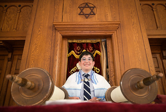 Isaac_Greene_Bar_Mitzvah_Portraits_069