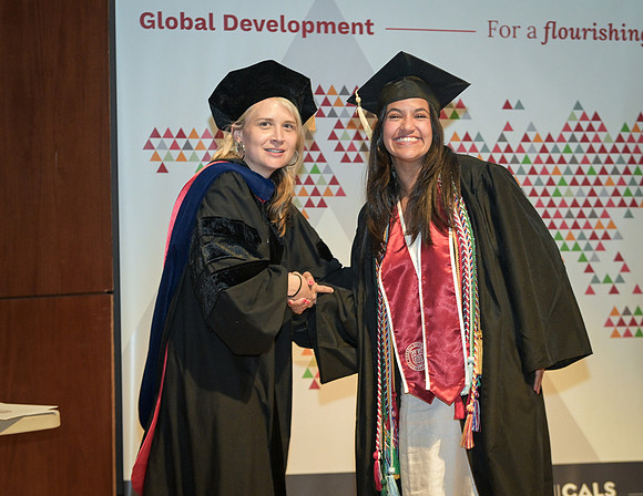 Global_Dev_Graduation_Ceremony_2024_047