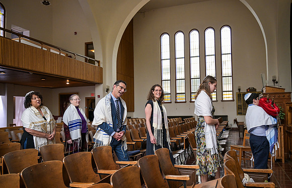 Isaac_Greene_Bar_Mitzvah_Portraits_093