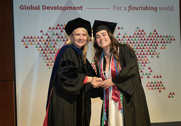 Global_Dev_Graduation_Ceremony_2024_027