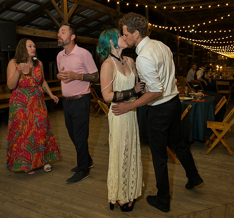 Johansen_Foito_Wedding_Celebration_155