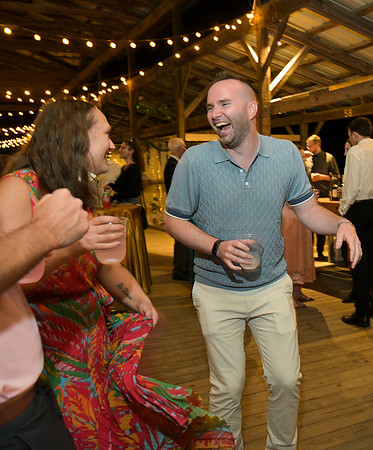 Johansen_Foito_Wedding_Celebration_137
