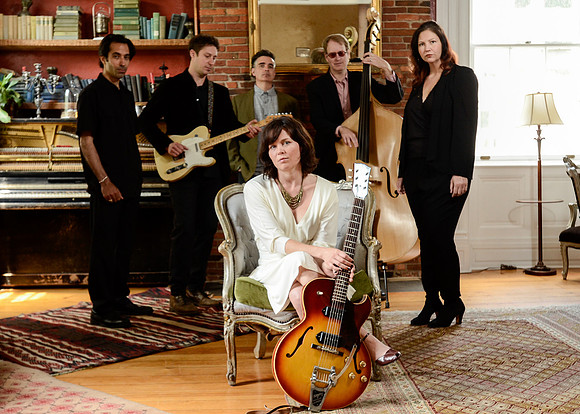 Bronwen Exter Band