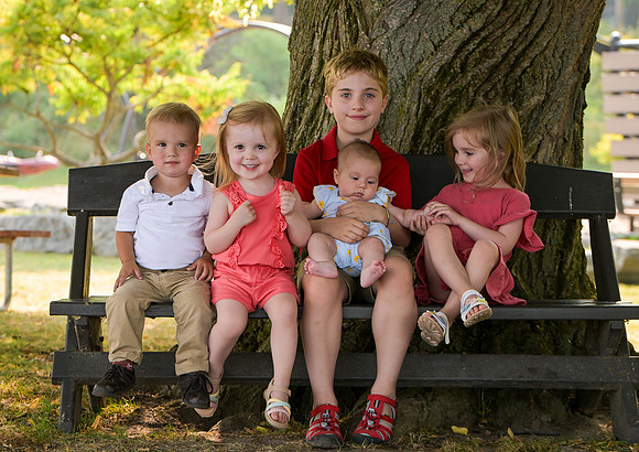 Lloyd_Family_Portrait_116