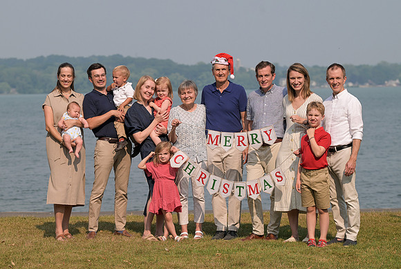 Lloyd_Family_Portrait_052