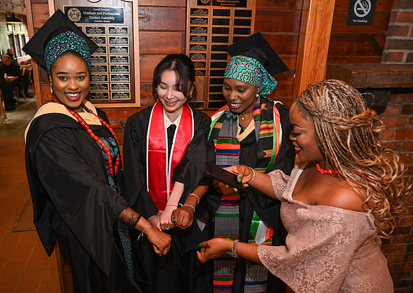 Global_Development_Graduation_Reception_016