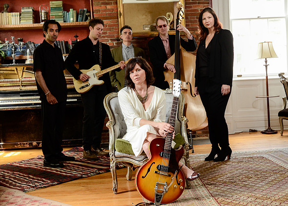 Bronwen Exter Band