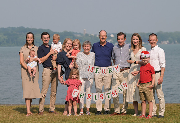 Lloyd_Family_Portrait_056