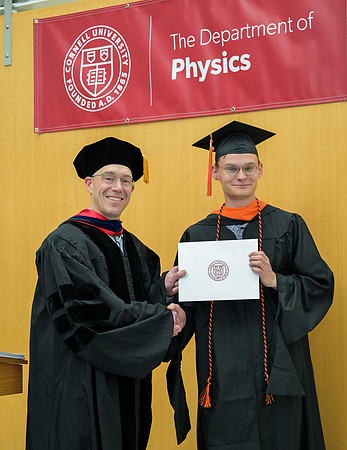 Cornell_Physics_Undergraduate_Commencement_2025_053
