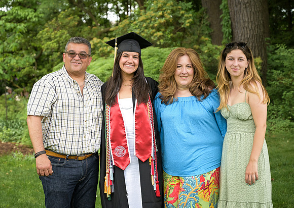 Global_Dev_Grad_Reception_2024_086