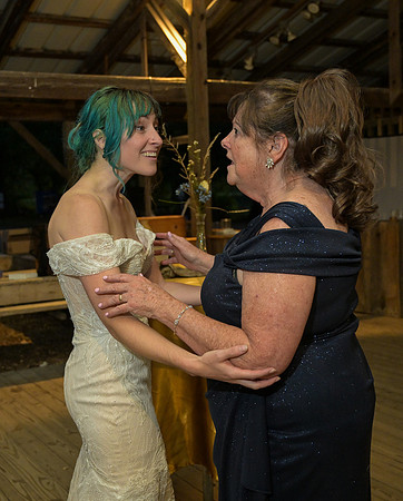 Johansen_Foito_Wedding_Celebration_097