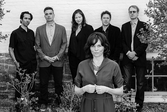 Bronwen Exter Band