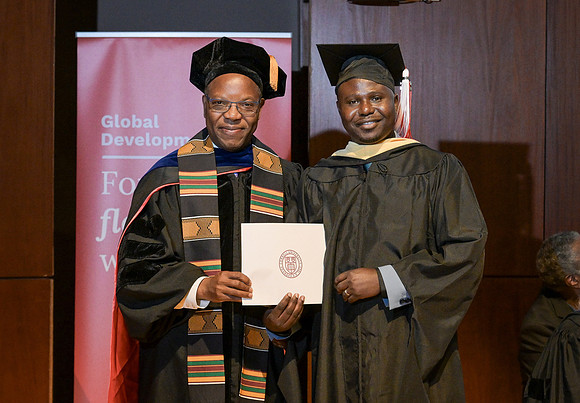 Global_Development_Graduation_2025_095