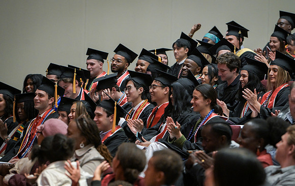 Global_Development_Graduation_2025_075